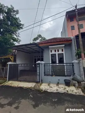Dijual rumah siap huni di Perum Puri Gading, Bekasi