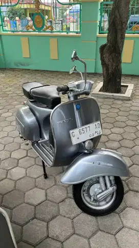 Vespa sprint tahun 1976