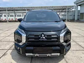 [LOW KM 20.000] XPANDER CROSS PREMIUM PACKAGE AT 2023 HITAM TT 2024