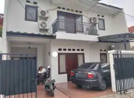 Rumah bagus siap huni jual cepat Bu