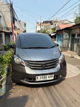 Honda Freed tipe E PSD tahun 2011
