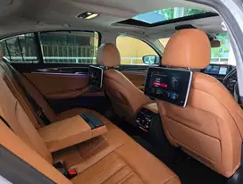 BMW 530i 2018 Bensin