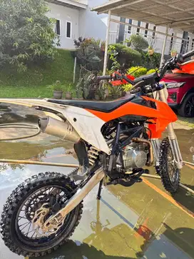 Mini Trail RXF 125CC karbu