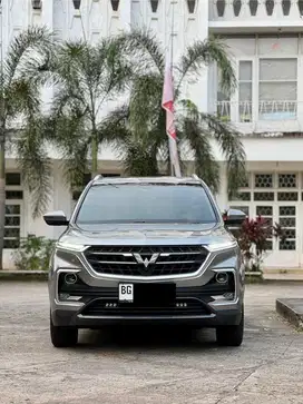 Wuling Almaz 7 Seater T Lux 2020, Km 30 rb, Dp 33 jt