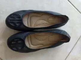 Sepatu wanita (bekas)