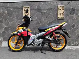 Honda New Blade 2013 Repsol