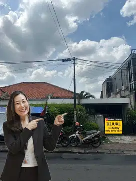 Rumah Strategis Dekat Stasiun KRL Pinggir Jalan Raya Buaran Jakarta