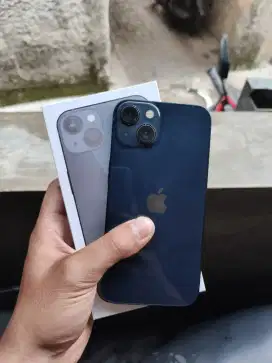 iPhone 13 128 midnight