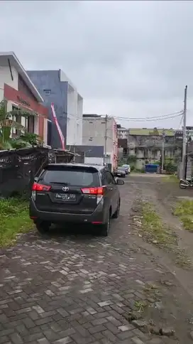 Tanah istimewa belakang kampus YKPN Seturan cocok hunian dan kost
