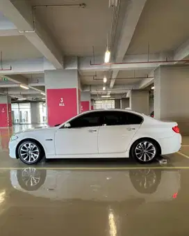 BMW 520i 2015 Bensin