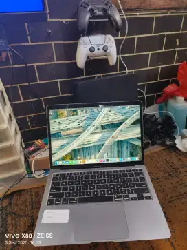 Macbook Air Retina i5 2020 512Gb Normal Siap Pakai