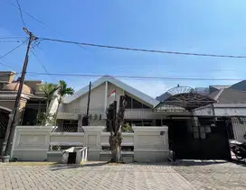 RUMAH HITUNG TANAH DI MANYAR KERTOADI/KERTA ADI