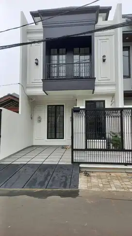 DIJUAL RUMAH DI GRIYA LOKA BSD