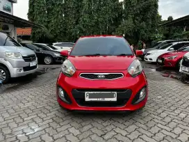 DP 5JT ANGSURAN 2,4 KIA PICANTO SE AT 2013 LOW KM 70 RB RARE !!