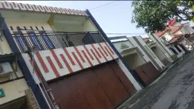 Rumah strategis 1,5 lantai