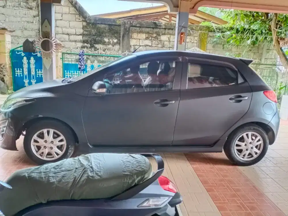 Jual mazda 2 type R ABS matic 2013