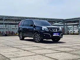 Nissan Xtrail 2.5 Urban Selection AT 2013 Hitam KM 99RB