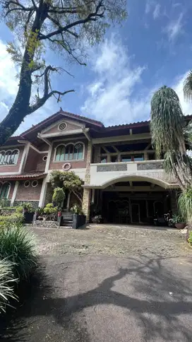 Villa Asri & Strategis di Puncak – LT 3200 m², SHM, Tanpa Perantara