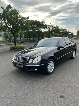 Mercedes-Benz E260 2006 Bensin