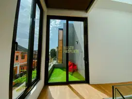 VILLA MODERN TROPIS DENGAN PRIVATE POOL - POTENSI INVESTASI TINGGI