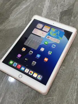 IPAD 8 128GB EX INTER
