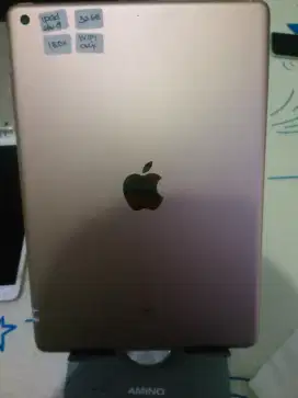 iPad gen 8 iBox. Yg serius aja jual cepat