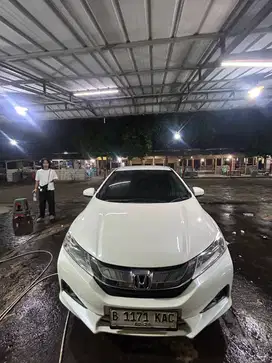 Dijual sedan honda city AT 2014 pake 2015, kondisi bagus dan terawat