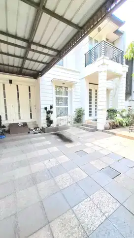 Dijual Rumah Cantik Di Bintaro Sektor 9 Lokasi Strategis