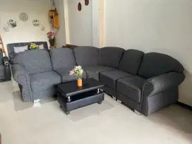 Sofa pojok + meja