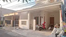 Rumah maninjau barat sawojajar 1 malang