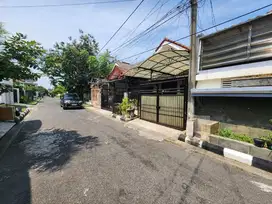 JUAL LELANG RUMAH DHARMAHUSADA MAS SURABAYA M200 DEKAT GALAXY MALL