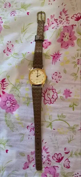 Guy Laroche / Smash Brown / Smash Red Jam Tangan Wanita (Bekas)