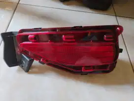Reflektor bumper belakang Fortuner