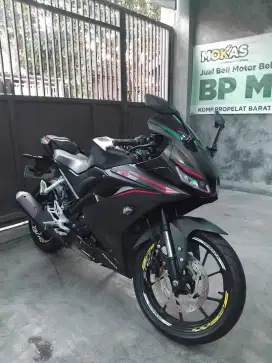Yamaha R15 2017 Mulus Cash & kredit