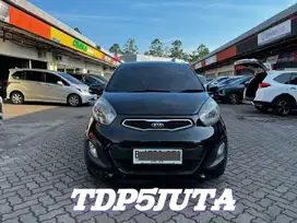 KIA PICANTO SE AT 2013 BLACK EDITION
