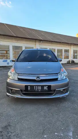 Honda Stream 2005 Bensin