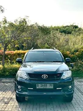 Fortuner 2.7 TRD 2015/14 CRV Pajero innova
