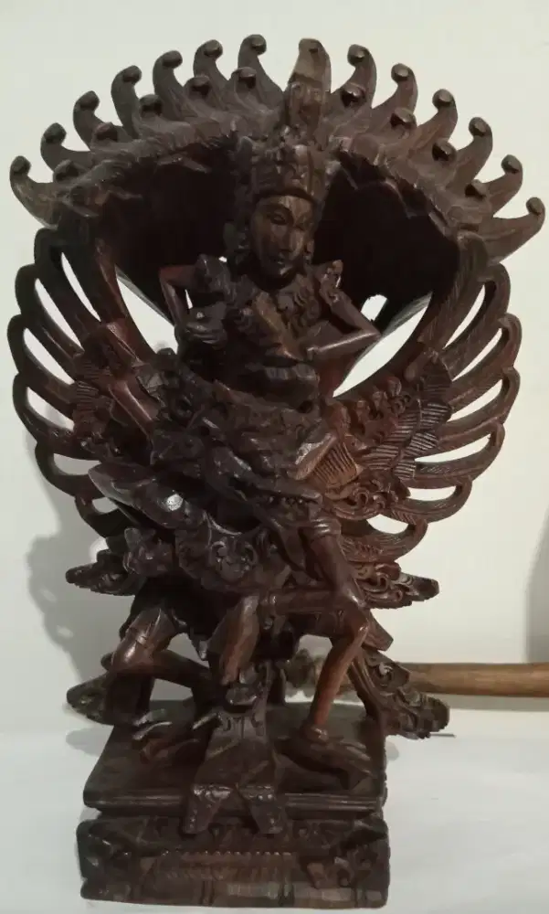 patung ukir kayu jati