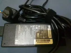 Chaarger Leptop dan Mouse