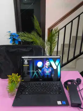 Dell XPS Touchscreen windows 11 Siap Pakai
