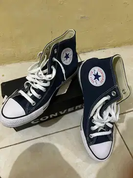 Jual Sepatu Converse Original size 42 Blue