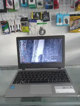 Acer Aspire V5-132 Silver