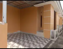 Dijual rumah di dekat kampus isi