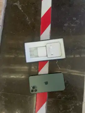 Iphone 11 pro max 256gb untuk pribadi baru