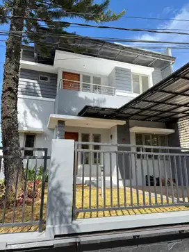 Jual Rumah Bagus SIAP HUNI cluster Buana Hill Ujungberung seperti VILA