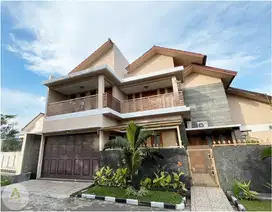 rumah di antapani semi furnish siap huni