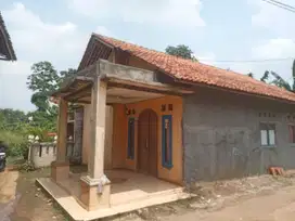 DIJUAL RUMAH KAMPUNG MURAH STRATEGIS
