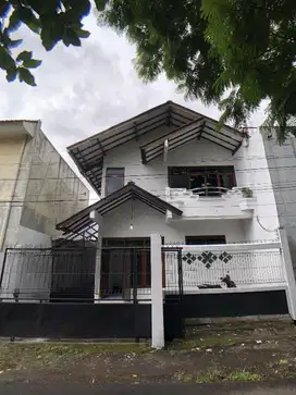 Dijual Rumah di Jl. Deleg Kel. Burangrang Kec. Lengkong Kota Bandung