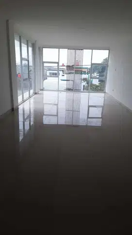 Ruko 3 Lantai Strategis Siap Pakai di Dekat Margahayu Raya Bandung