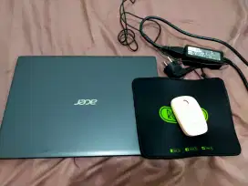 Di jual cepat laptop hitam acer 14 inch